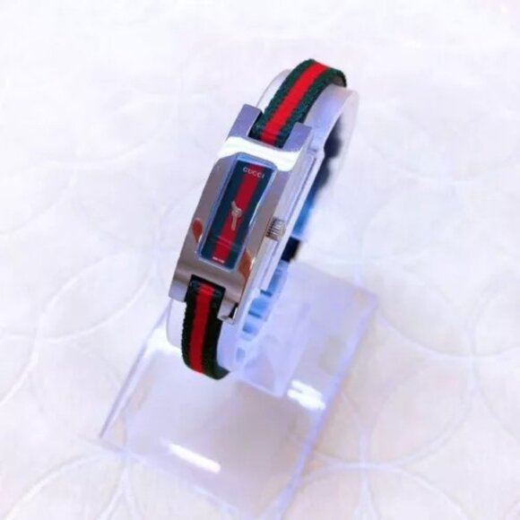 GUCCI 3900L Sherry Line Green Red Watch - Picture 1 of 8